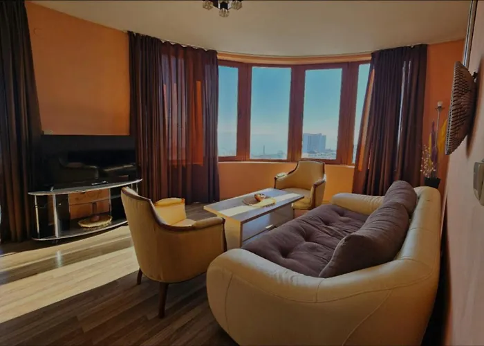 Sea Panorama Golden Sands